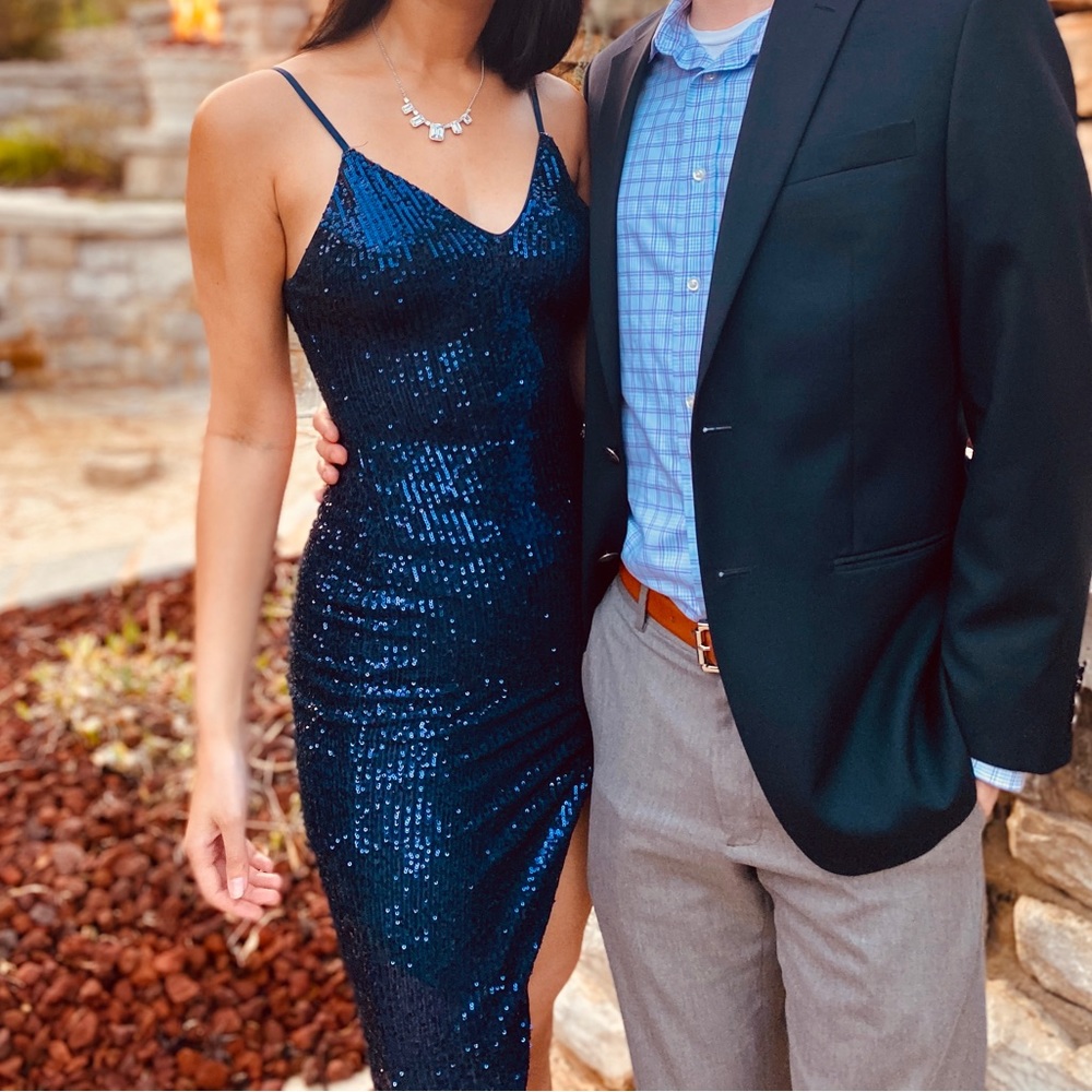 Navy Stretch Sequin Midi Dress | Fall Wedding Guest | Fashion Nova